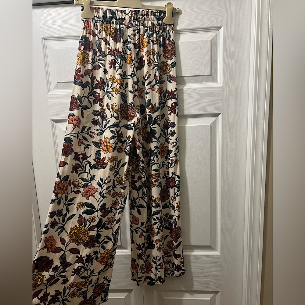 Floral Wide Leg Pants